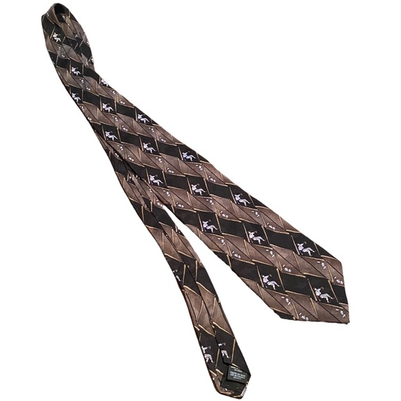 "Quote Me" Baseball Sport 100% Silk tie - Picture 2 of 9